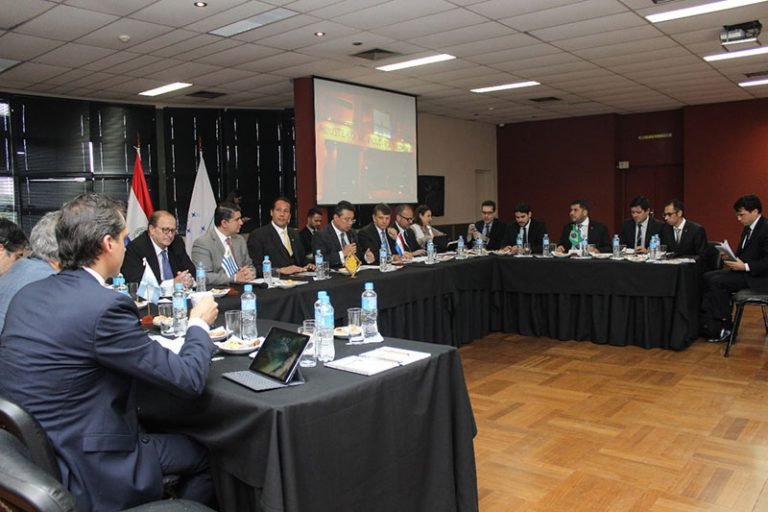 Ministros del Mercosur proponen mayor integración de Mipymes