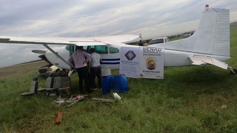 Incautan presunta narco avioneta en Itapúa