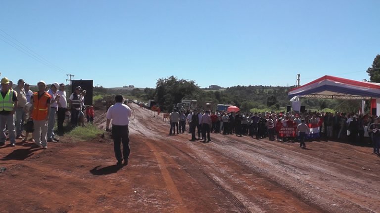 Intendenta liberal destaca inicio de obras de Ruta de la Exportación Intendenta liberal destaca inicio de obras de Ruta de la Exportación