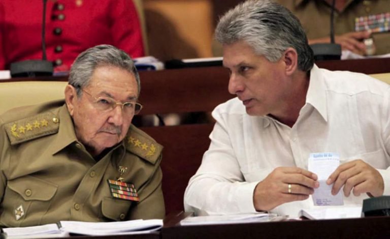 Díaz Canel, propuesto para suceder a Raúl Castro en una renovación “tutelada”