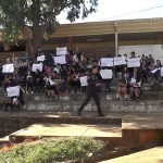 Encarnación: Alumnos de colegio público exigen rubros para maestros