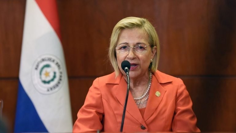 Corte Suprema acepta renuncia de Pucheta para asumir Vicepresidencia