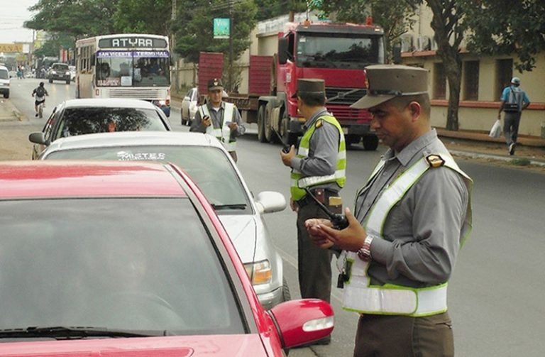 La Patrulla Caminera sacó de las rutas a 334 alcoholizados en una semana