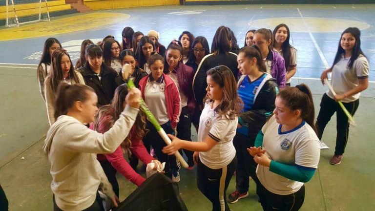 Fomentan práctica de Hockey en Encarnación