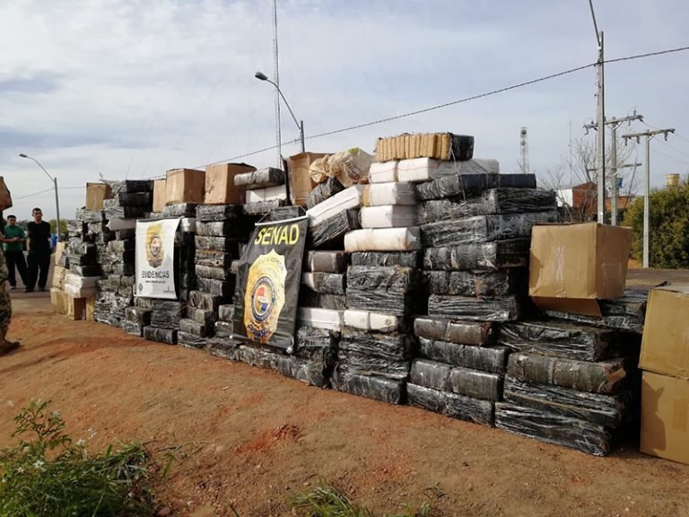 Interceptan lanchones que transportaban Marihuana en el río Paraguay