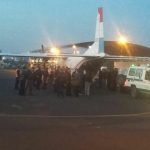 Aterriza avión con restos mortales de la comitiva del MAG