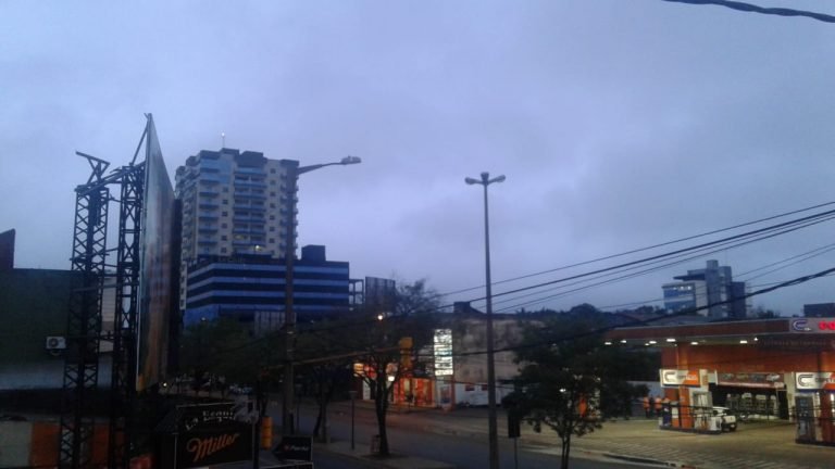 Tiempo irá de fresco a cálido este martes