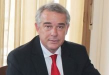 AHORA: Despiden a Gneiting en la ANR