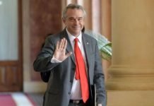 Gneiting, un POLÍTICO que será recordado por sus buenas obras y projimidad