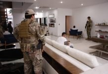 Investigan a policía que escoltaba a miembro del PCC detenido