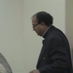 «Dinero de sacerdote condenado, es sucio»