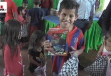 Entregan juguetes recaudados en Carrera de Triciclos