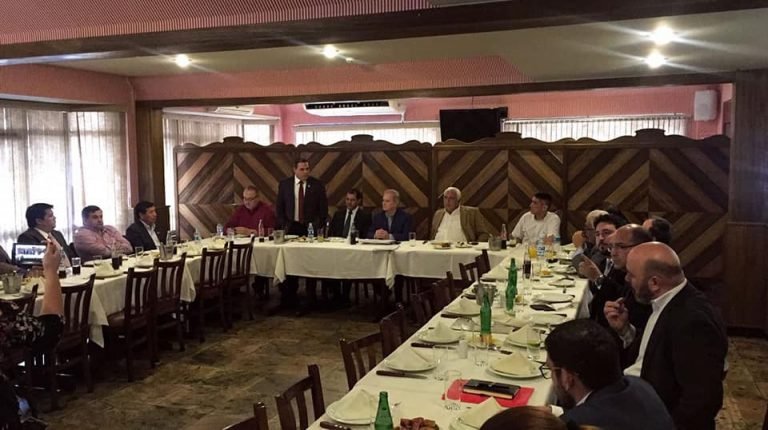 Analizan aumentar la construcción de viviendas en los departamentos
