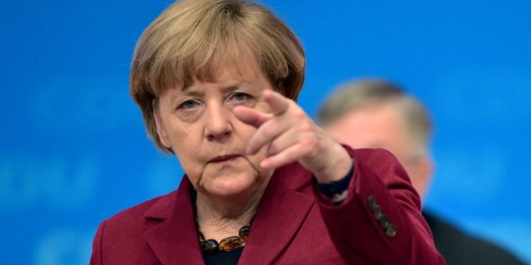 Angela Merkel pidió a China ser “más transparente” sobre los orígenes del coronavirus