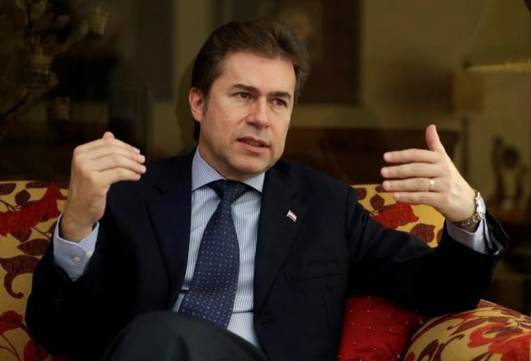 Castiglioni defiende la firma del Pacto Mundial de Migración