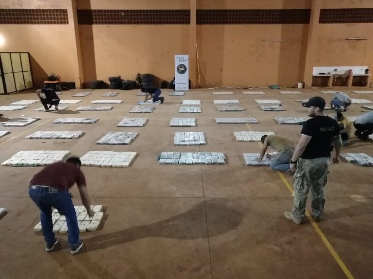 SENAD incauta 2.200 kg. de cocaína en Yvy Ya’u