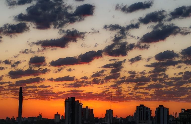 Se espera un miércoles fresco a cálido con vientos del sureste