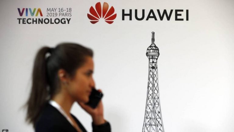 Google rompe con Huawei, cuyos móviles se quedarían sin sus ‘apps’ ni actualizaciones