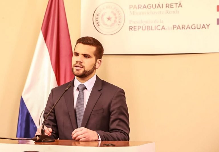 Caso Itaipú: renunciaron el canciller, el presidente de la empresa estatal de electricidad, el embajador en Brasil y el director de Itaipú Caso Itaipú: renunciaron el canciller, el presidente de la empresa estatal de electricidad, el embajador en Brasil y el director de Itaipú