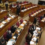 Senadores quieren convocar a responsables del acuerdo de Itaipú