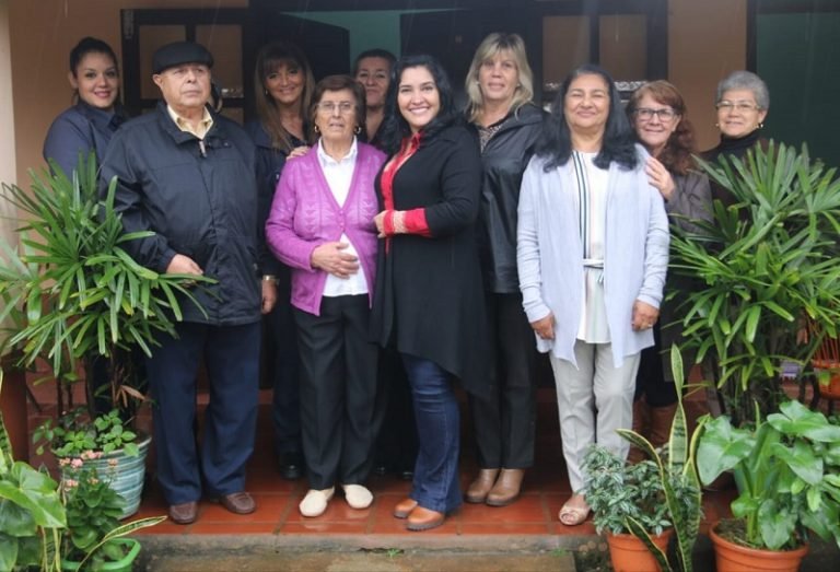 Posaderos de San Cosme y San Damián resaltan labor de Ministra de Turismo Posaderos de San Cosme y San Damián resaltan labor de Ministra de Turismo