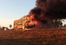 Ómnibus arde en llamas antes de llegar a Posadas
