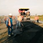 Inician trabajos de asfaltado para la Ruta Bioceánica