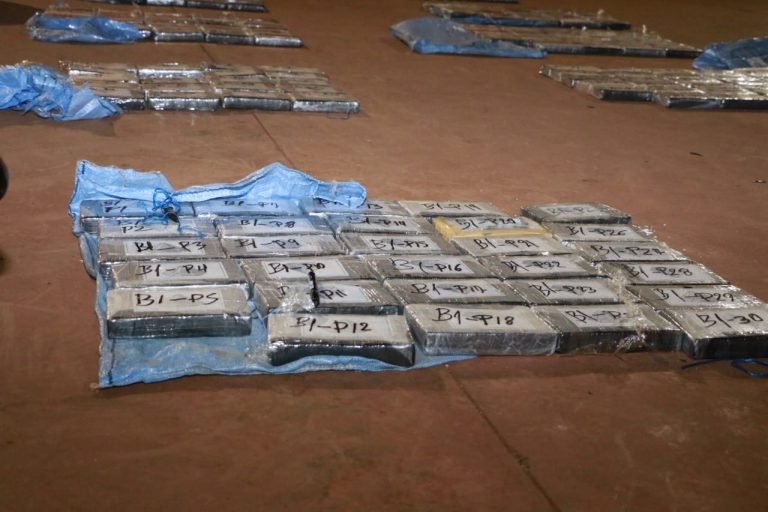 Tras la incautación total de casi 3 toneladas de Cocaína desarticulan esquema de narcotráfico Tras la incautación total de casi 3 toneladas de Cocaína desarticulan esquema de narcotráfico