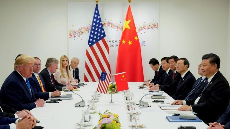 Trump anunció nuevos aranceles a importaciones chinas y se tensa el diálogo
