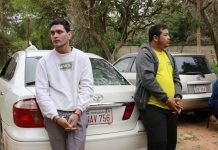 Capturan a jóvenes proveedores de cocaína en estacionamiento de un centro médico