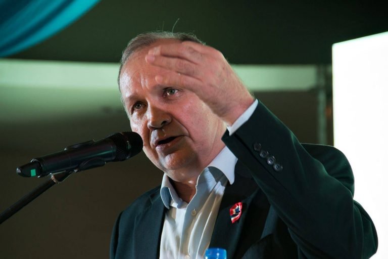 Mario Ferreiro: “Mi renuncia es un acto de grandeza”