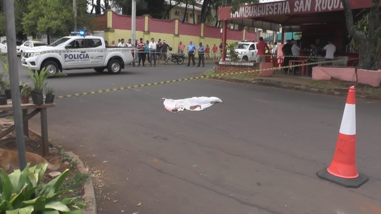 Encarnación: Un niño falleció arrollado por un camión Encarnación: Un niño falleció arrollado por un camión