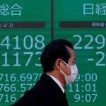 La Bolsa de Tokio se desplomó más de 3% por temor al impacto económico del coronavirus