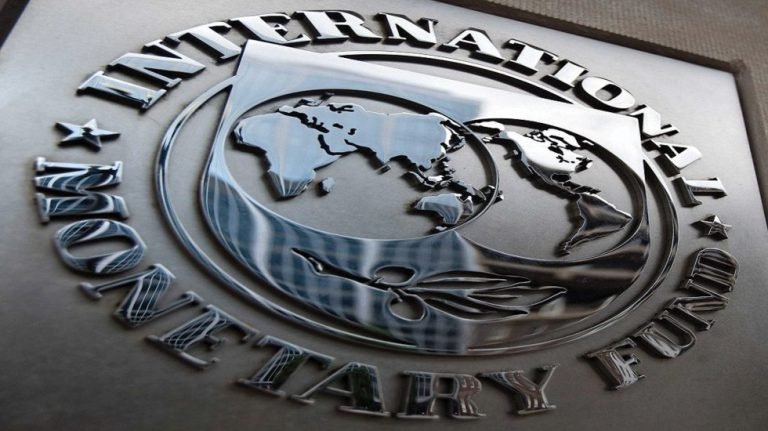 EL FMI «está dispuesto» a «seguir apoyando» al Gobierno argentino EL FMI «está dispuesto» a «seguir apoyando» al Gobierno argentino
