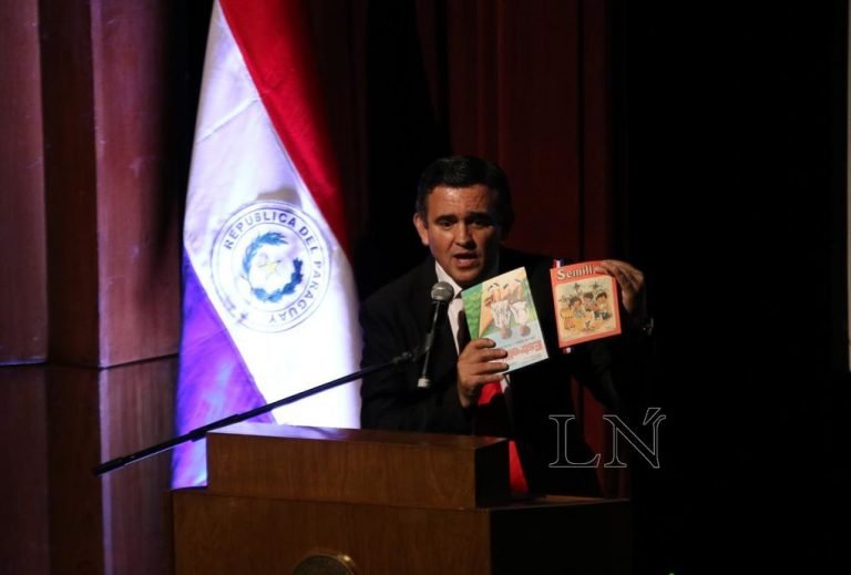 “Que tu hijo encuentre el error”, ante faltas ortográficas en libros del MEC