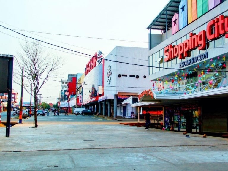 Desesperados, comerciantes piden autorización para aperturas de locales Desesperados, comerciantes piden autorización para aperturas de locales