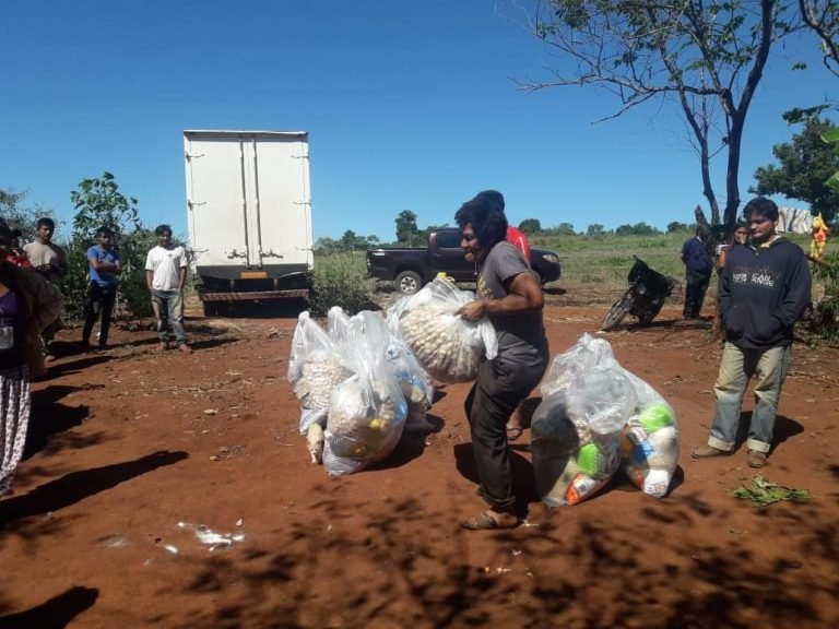 Comunidades indígenas recibieron bolsas de víveres Comunidades indígenas recibieron bolsas de víveres
