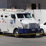 Roban un furgón de caudales en Santiago con casi dos millones de dólares