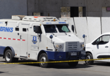 Roban un furgón de caudales en Santiago con casi dos millones de dólares