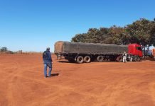 SENAD intercepta convoy narco transportando carga de Marihuana en la Colonia Mbaracayú, Alto Paraná.
