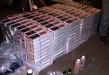 Marinos incautan esencias para vapeadores y cigarrillos destinados al contrabando