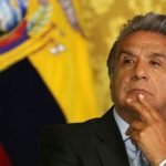 Presidente de Ecuador reduce en 50% su salario y de su gabinete por el coronavirus