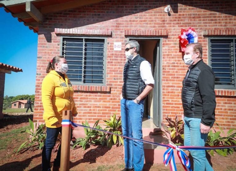 Jefe de Estado entregará viviendas, obras viales, aportes sociales y equipamientos para la salud ante el COVID-19 Jefe de Estado entregará viviendas, obras viales, aportes sociales y equipamientos para la salud ante el COVID-19