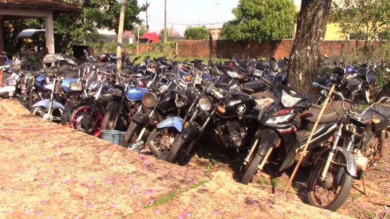 Subastarían vehículos abandonados en corralón municipal de Encarnación