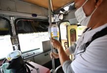 Multan a 11 empresas de transporte por cobro de pasaje en efectivo