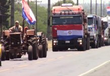 Pequeños productores agrícolas de Itapúa van en caravana hasta Asunción