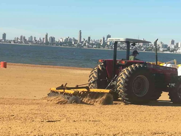 Desarrollan mantenimientos en playas de Encarnación