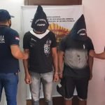 Detienen a dos hombres con corta césped hurtado