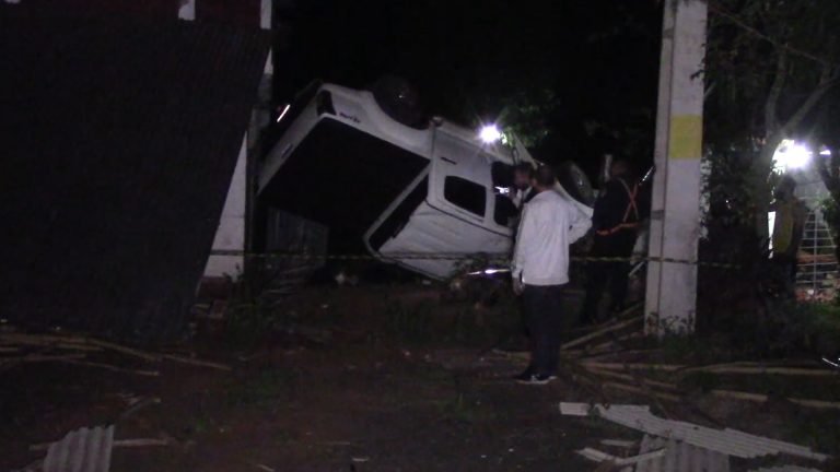Dos bomberas fallecen en accidente de tránsito
