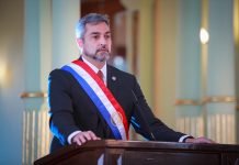 Presidente se compromete a instalar la institucionalidad en la administración del Estado